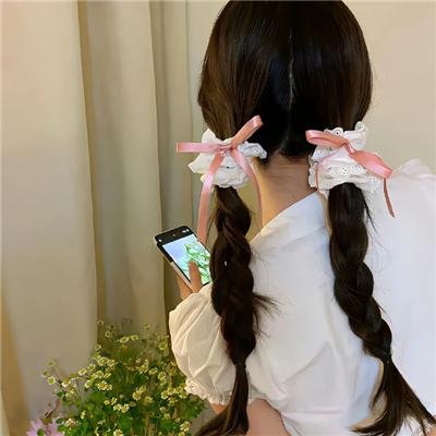 原来是老师啊!